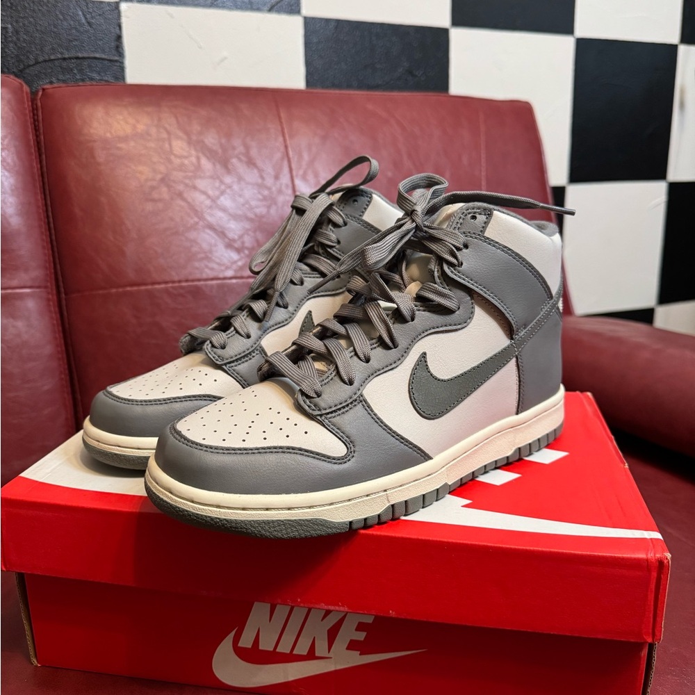 Nike Dunk Highs